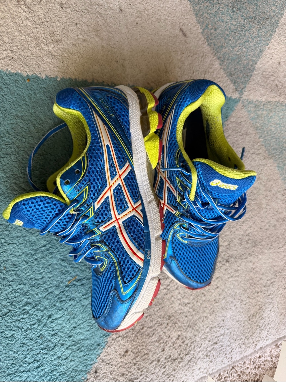 ASICS Gel Kayano